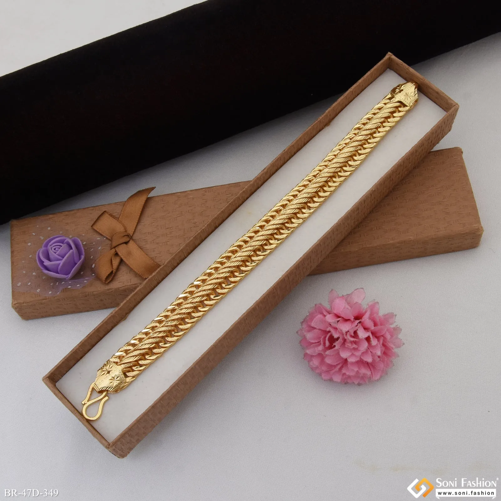 1 Gram Gold Plated Delicate Design Link Bracelet for Men - Style D349