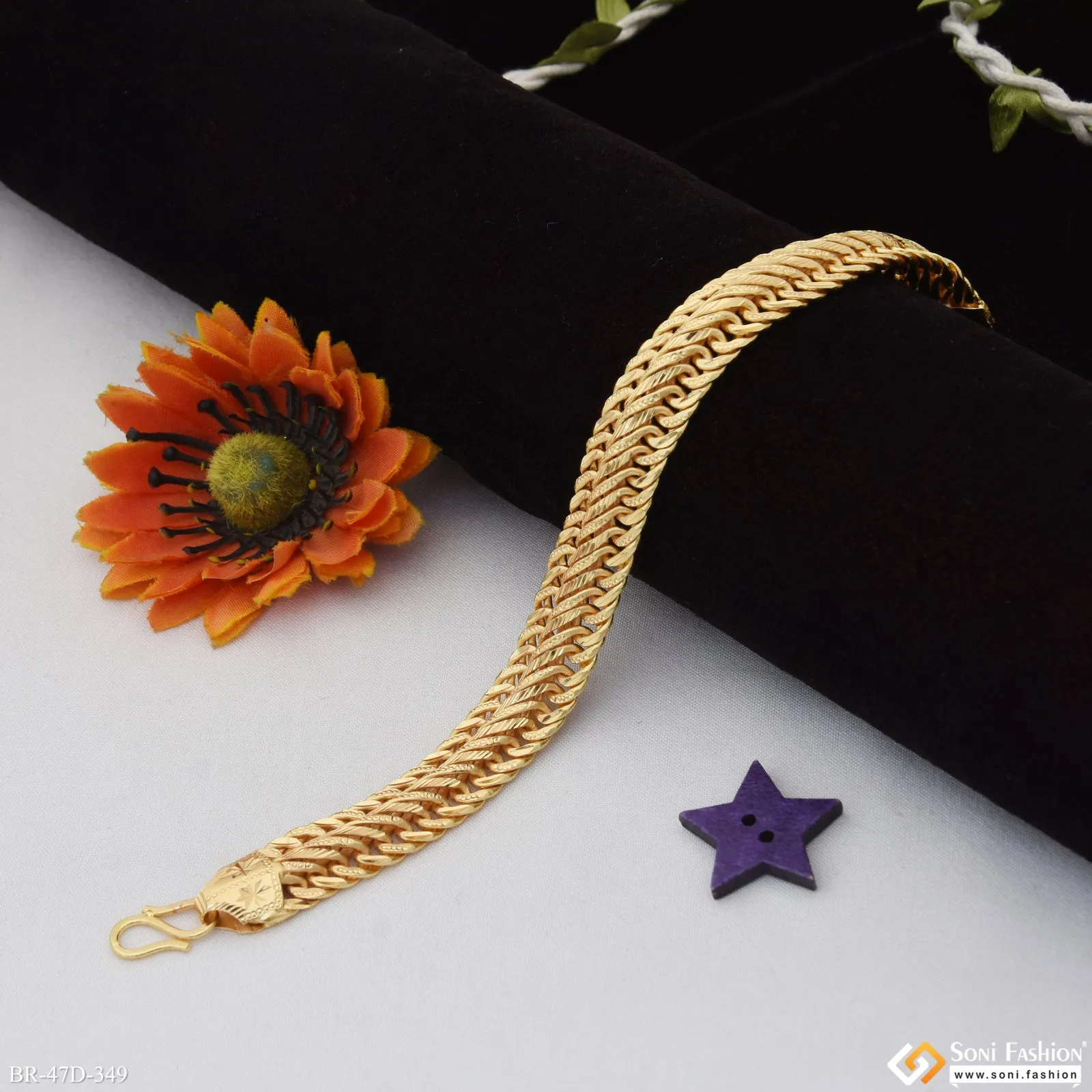 1 Gram Gold Plated Delicate Design Link Bracelet for Men - Style D349