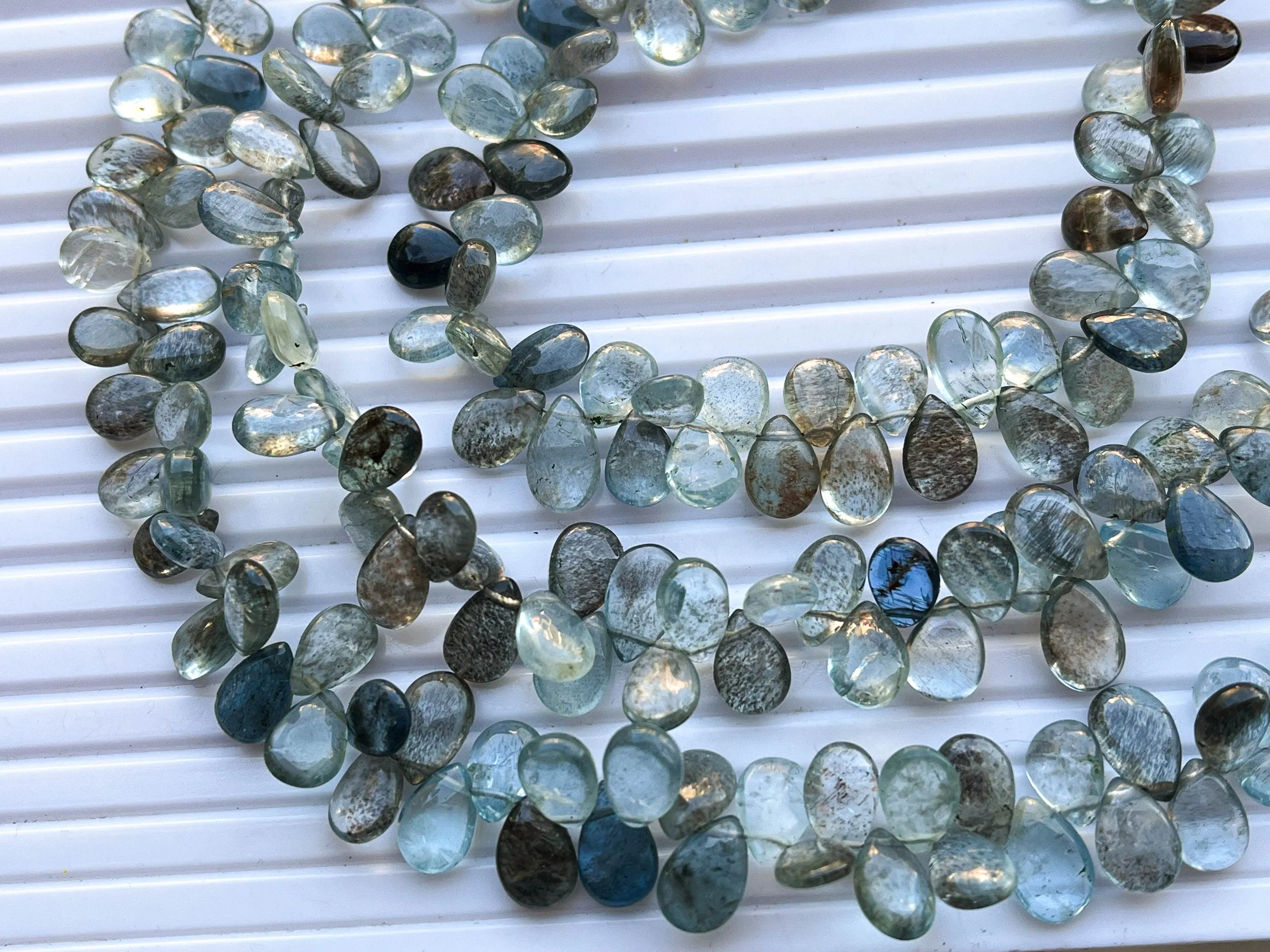 MOSS AQUAMARINE Pear Shape Briolette 55 Pieces