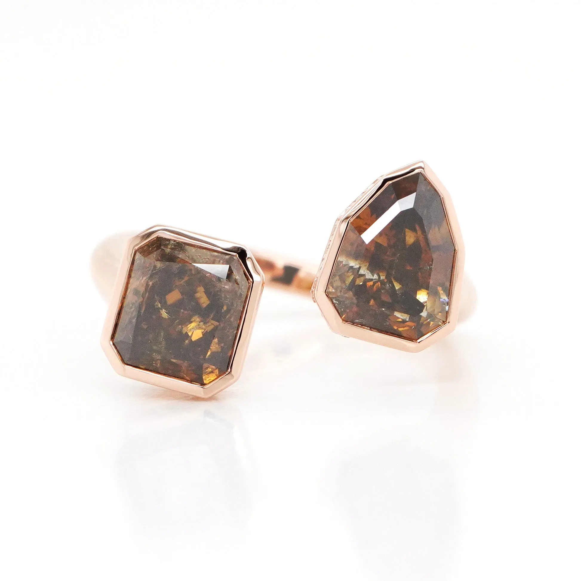 RD-22004 1.77 / 1.73 cts Fancy Radiant/Pear Shape Diamond Ring